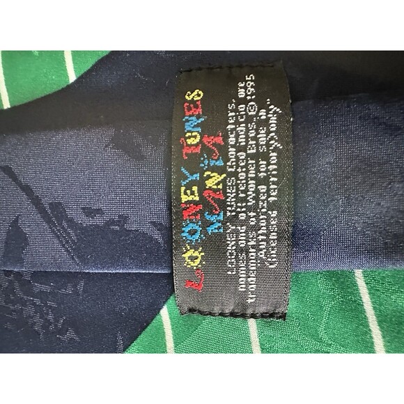 Lot Of 3 Looney Tunes Mania Businesswear Ties Taz Bugs Bunny VTG Golf Football - Picture 7 of 11